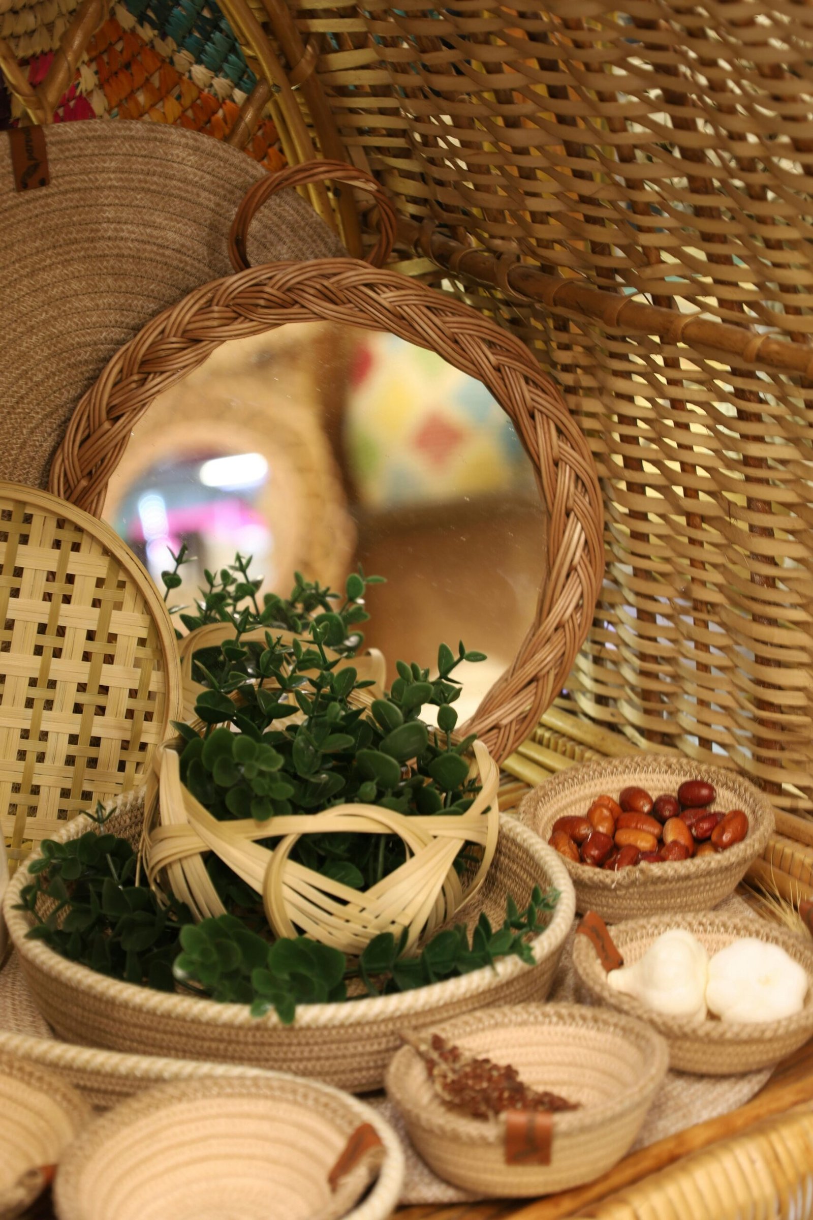 Ceratonia Siliqua (Carob) Gum Ingredient Spotlight for Transparent Skincare